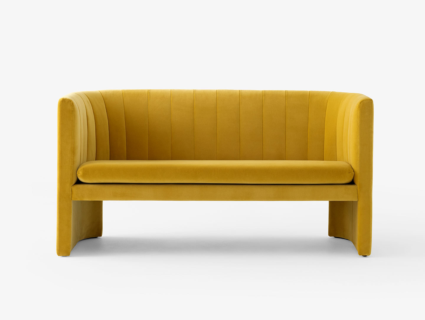 And Tradition Loafer Two Seater Sofa Loafer Sc25 Velvet 06 Space Copenhagen