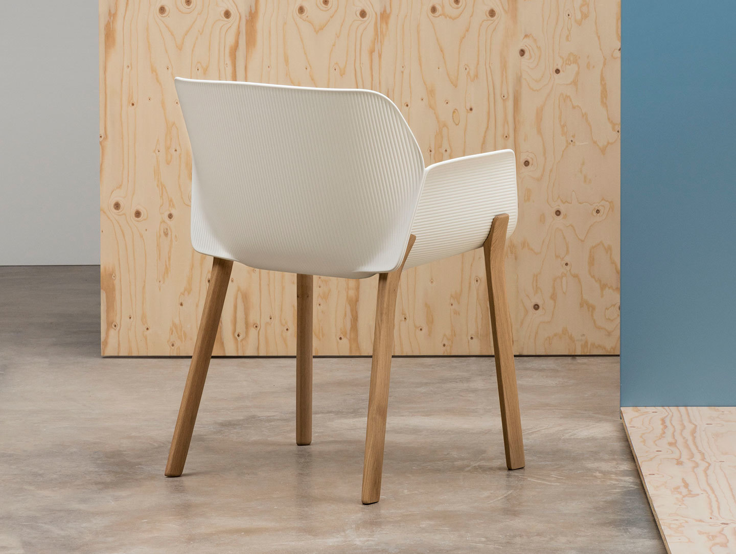 Andreu World Nuez Chair Back Patricia Urquiola