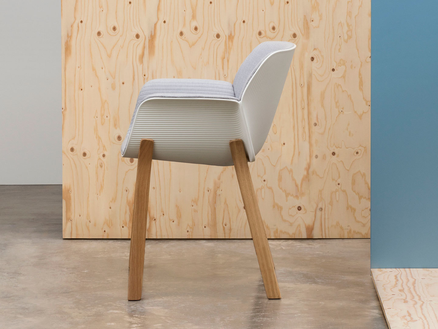 Andreu World Nuez Chair Side 2 Patricia Urquiola