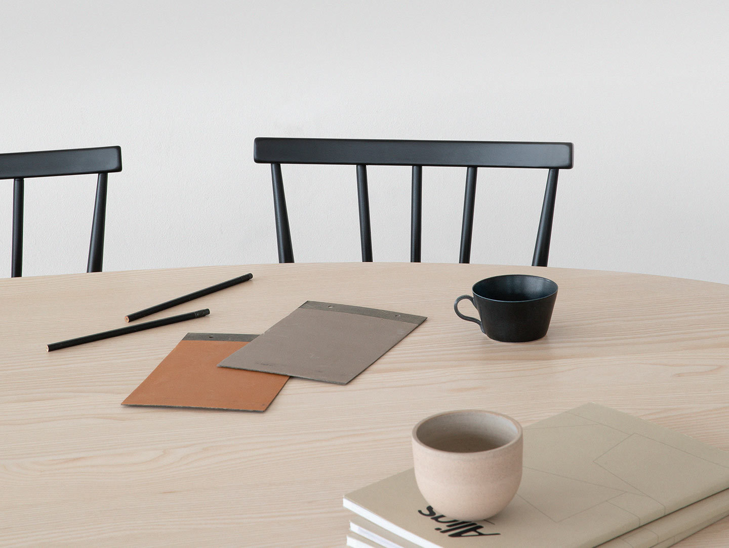 Ercol Originals All Purpose Black 2