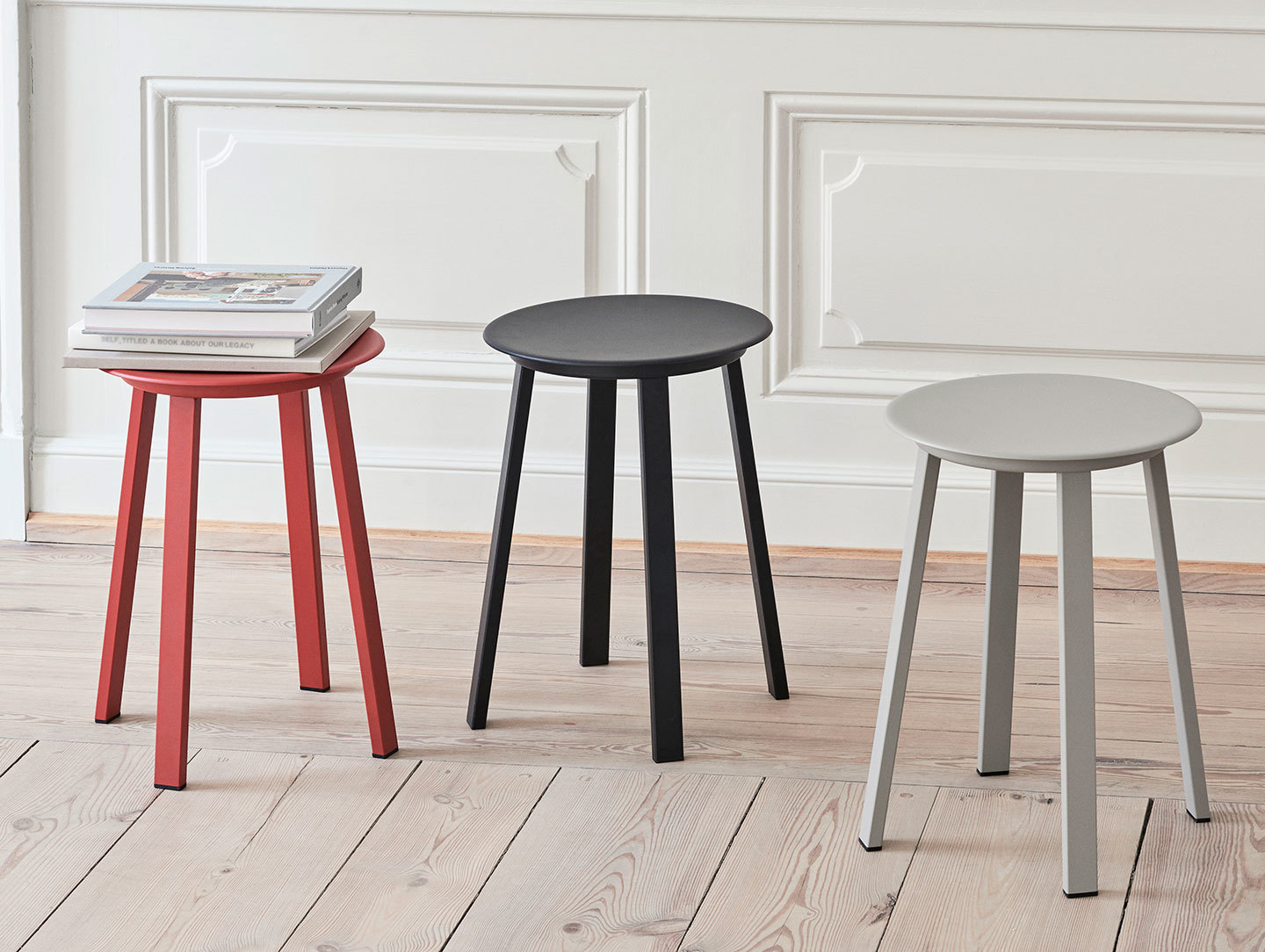 Hay Revolver Stool Family 01