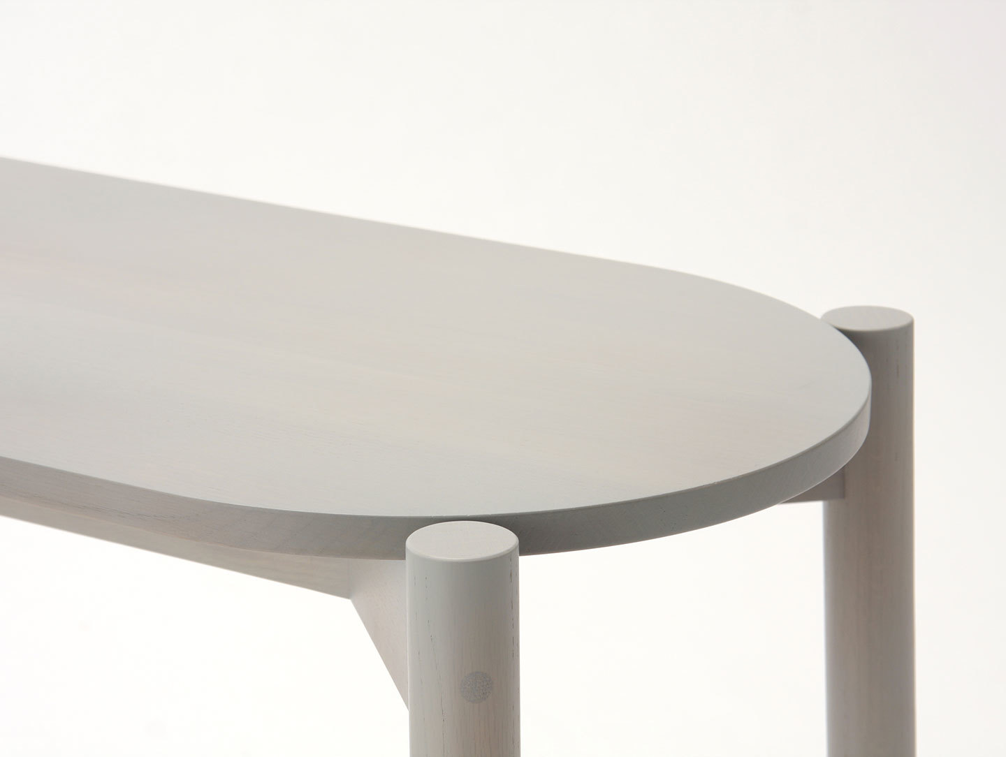 Karimoku Castor Dining Bench Grey Detail Big Game