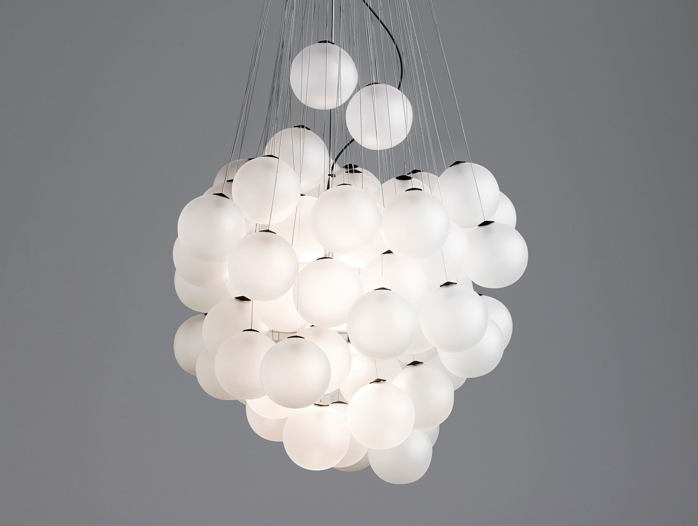 Luceplan Stochastic Suspension Light Satin White On Daniel Rybakken