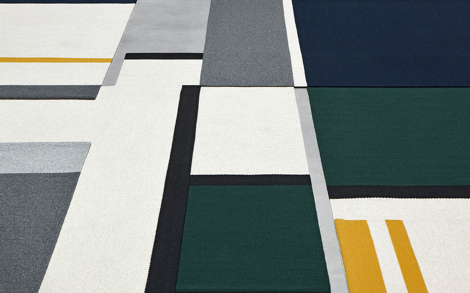 Rugs, cushions & textiles catalogue image