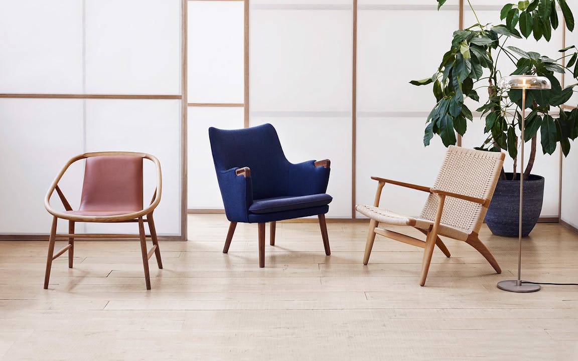 Lounge chairs catalogue image