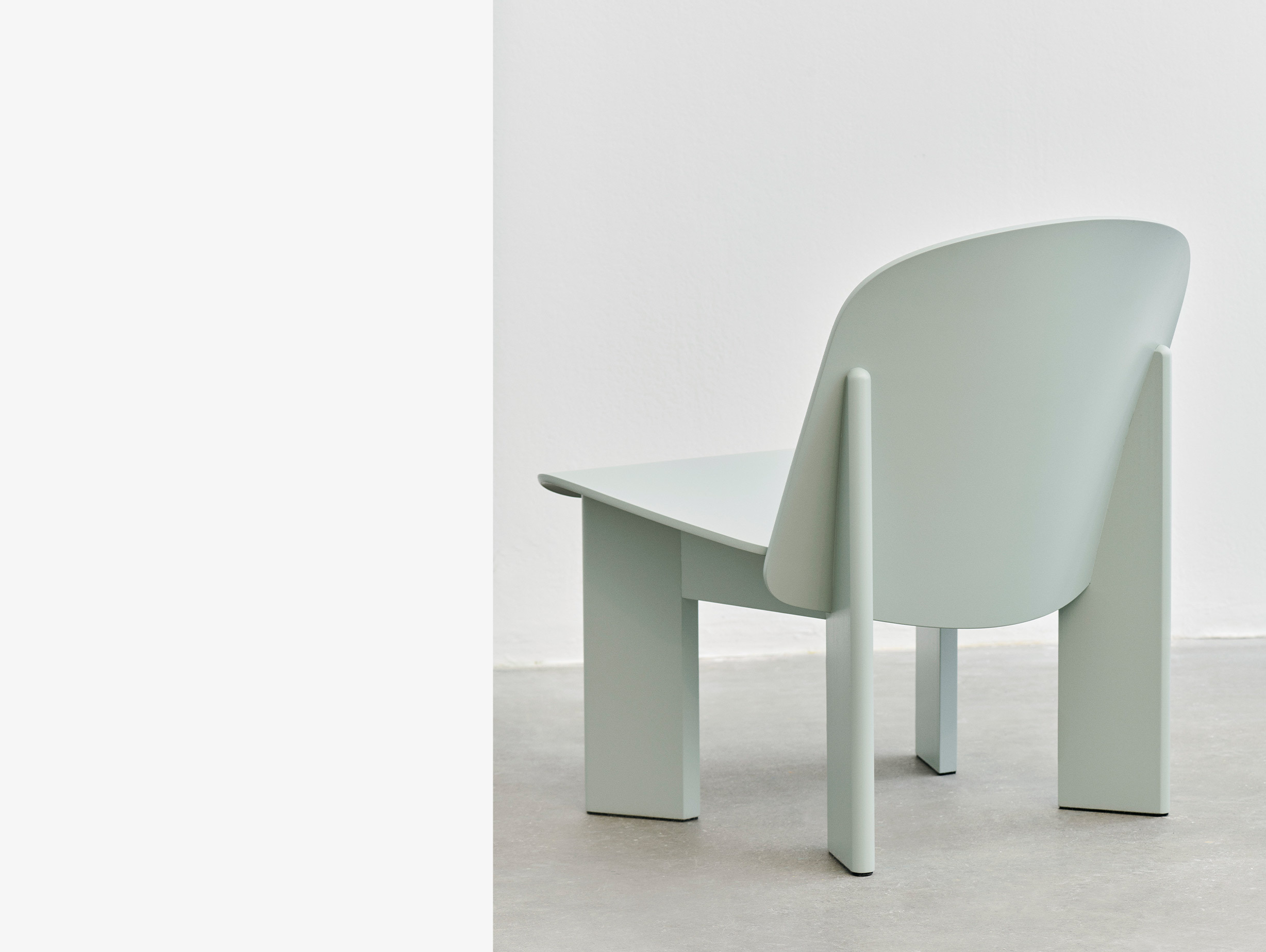 Hay andreas bergsaker chisel lounge chair lifestyle