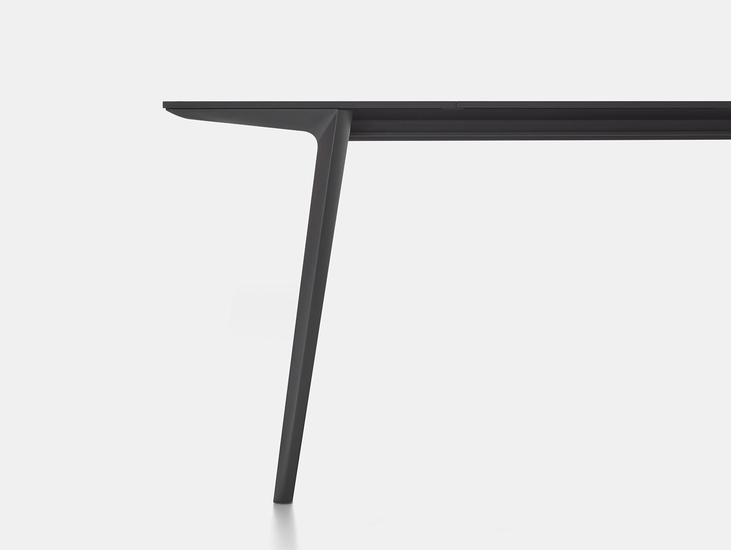 Mdf Italia Axy Table Leg Claudio Bellini