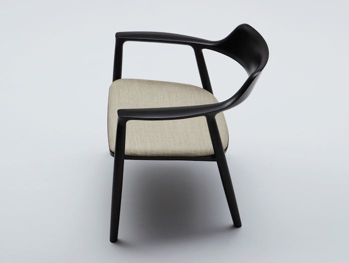 Maruni Hiroshima Lounge Chair Beech Black 2 Naoto Fukasawa