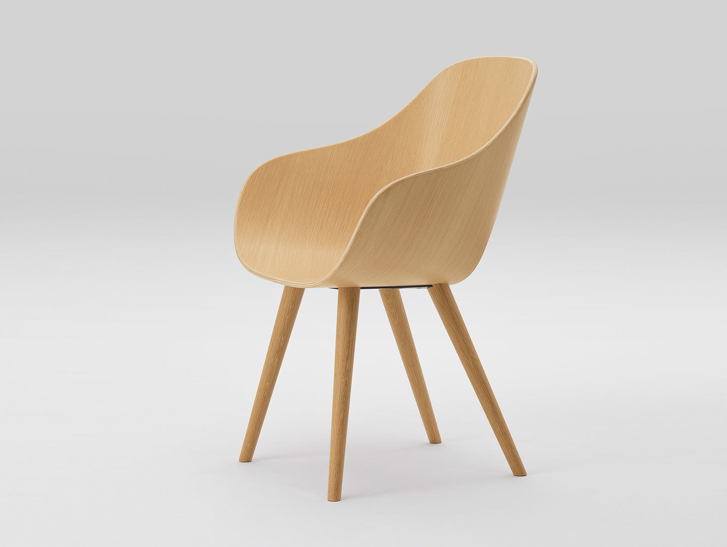 Maruni Roundish Armchair Oak Naoto Fukasawa