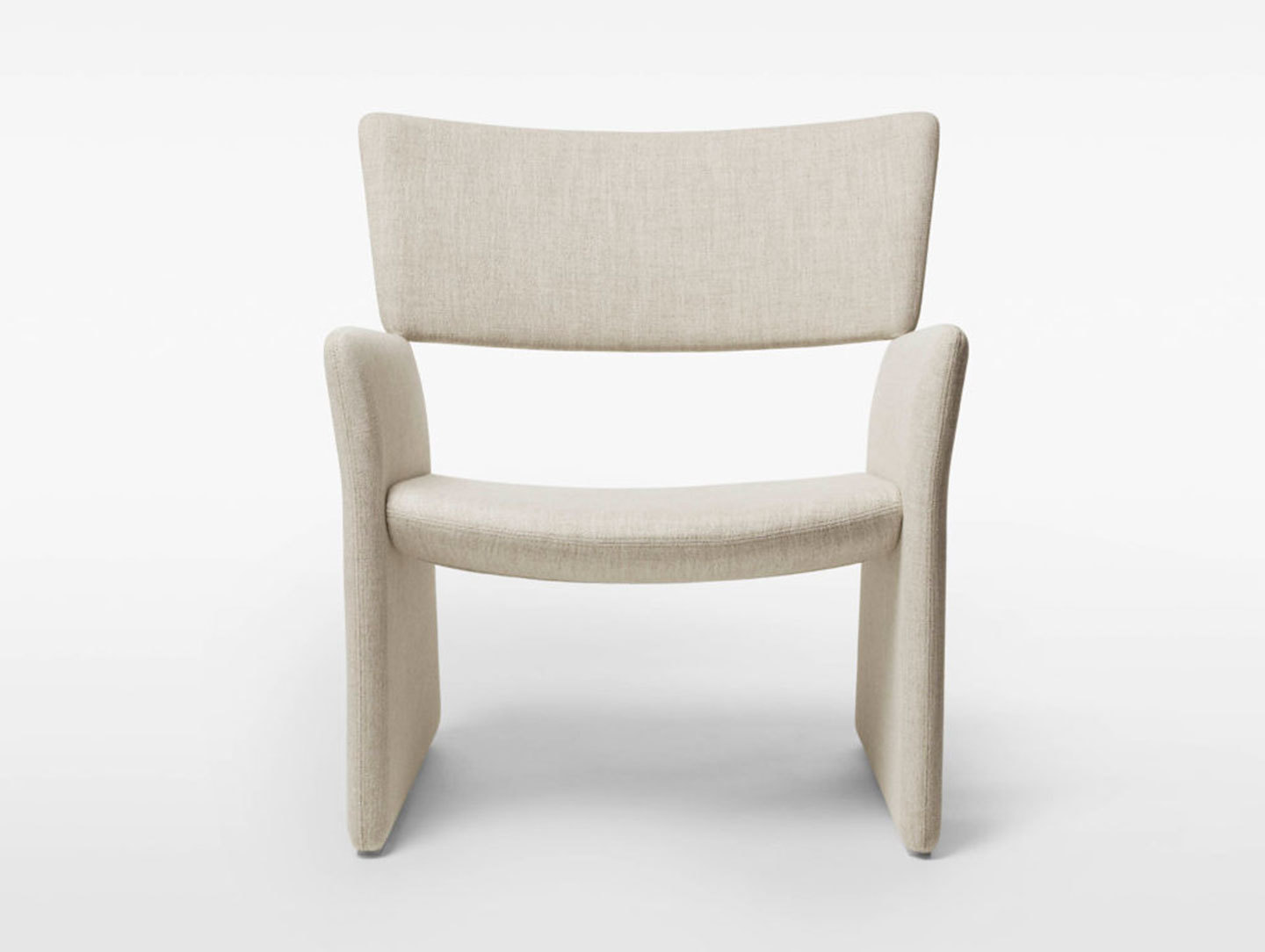 Massproductions Crown Easy Chair 7 Chris Martin