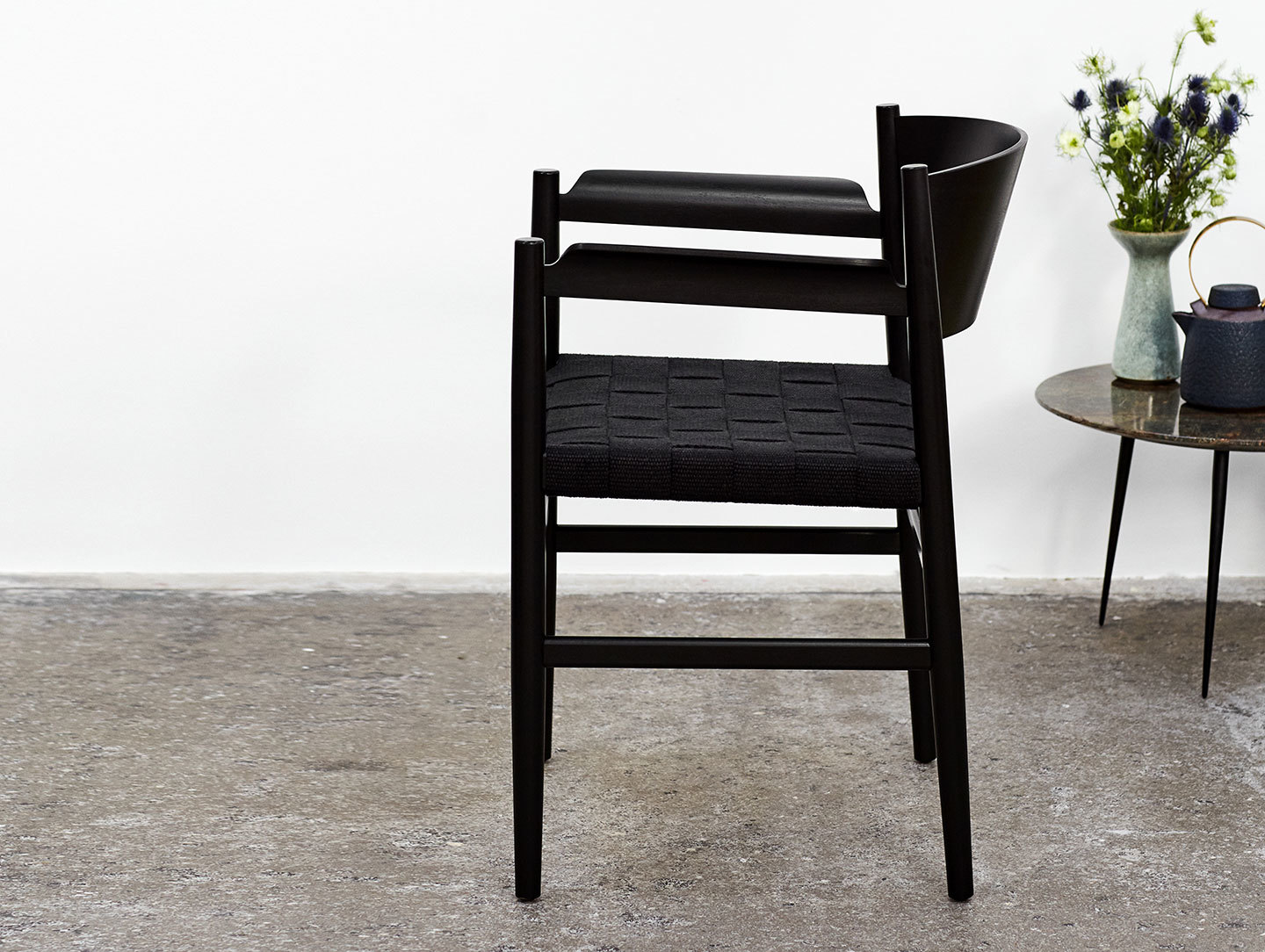 Mater Nestor Chair Black Beech Linen 2 Tom Stepp