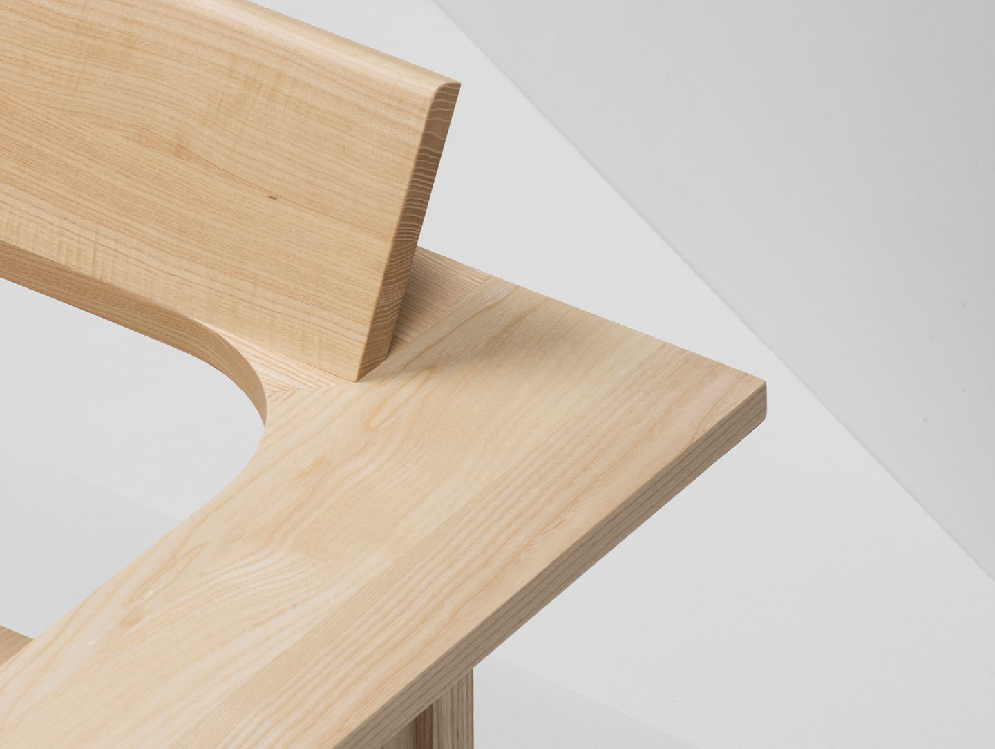 Mattiazzi Clerici 2 Seater Lounge Chair Natural Ash Detail Konstantin Grcic