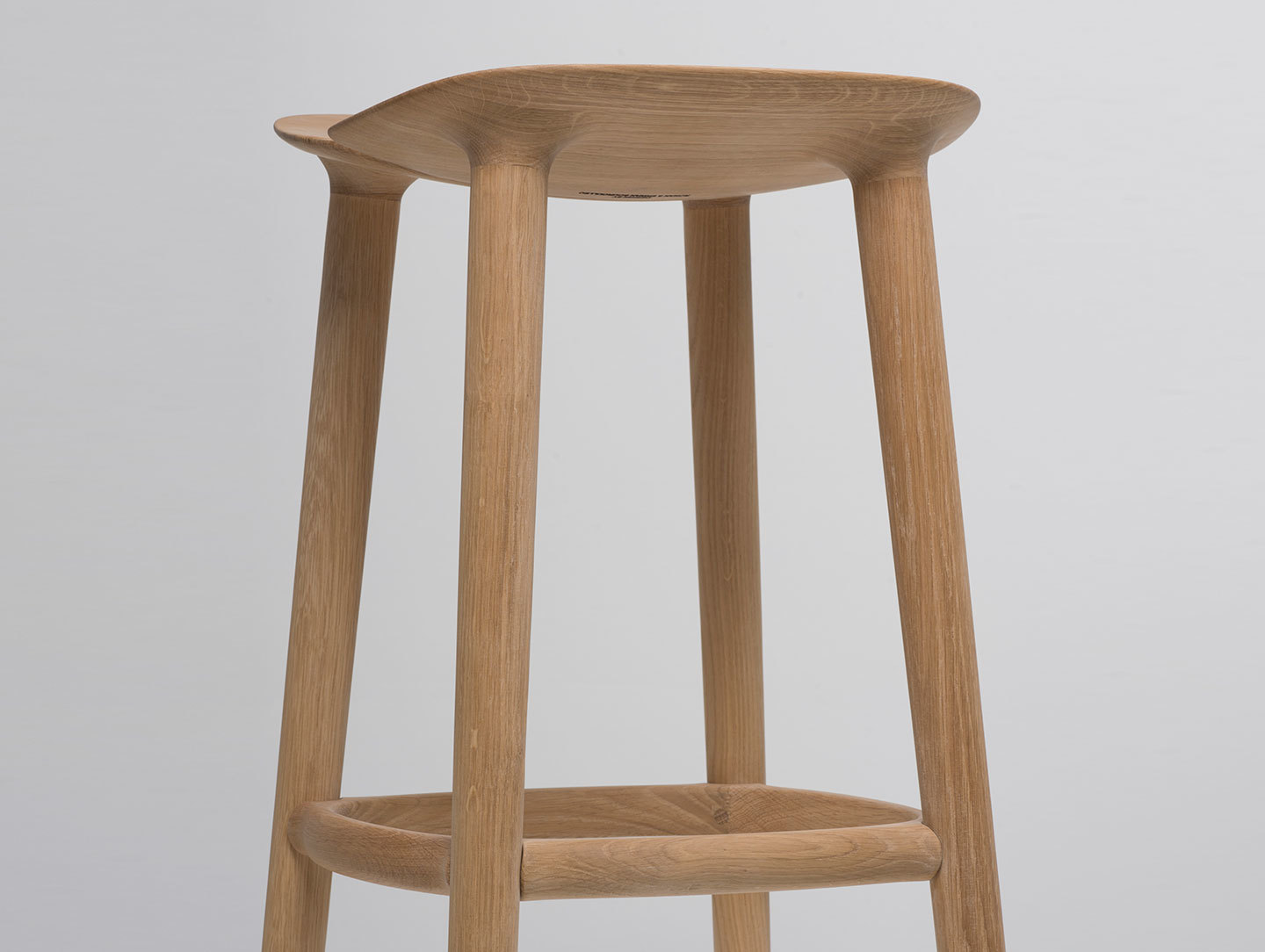 Mattiazzi Osso Counter Stool Oak Detail Ronan Erwan Bouroullec