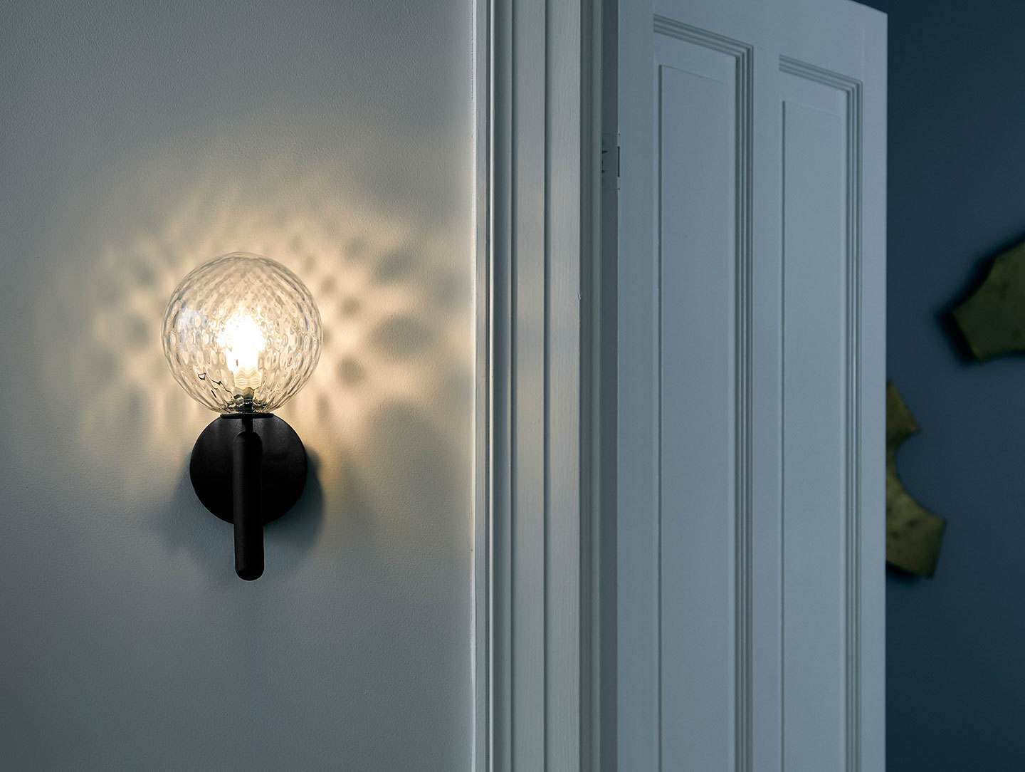 Nuura Miira Wall Light Optic Glass Sofie Refer