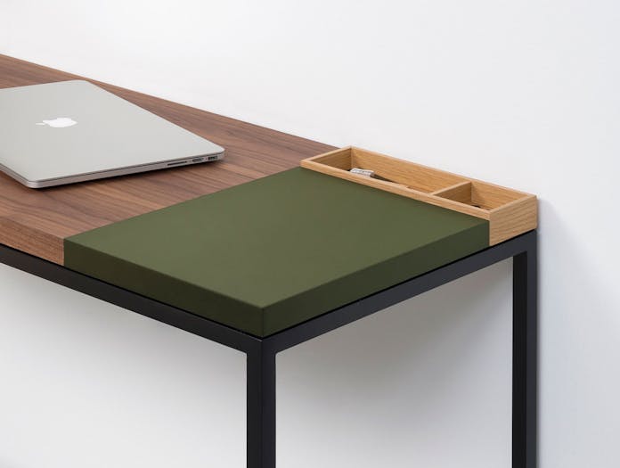 Pastoe Plato Walnut Desk With Olive Section X02