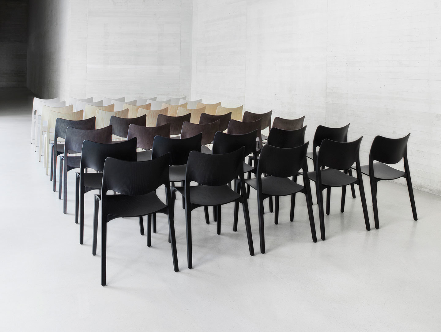 Stua Laclasica Chairs Group Jesus Gasca