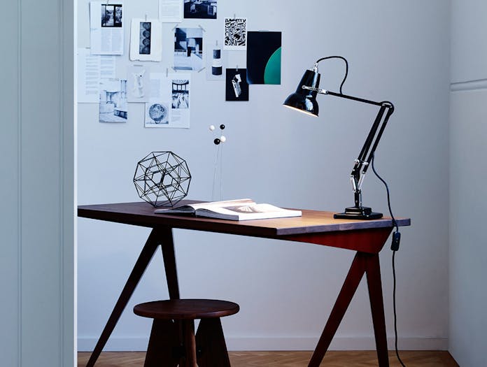 Anglepoise 1227 Mini Desk Lamp Black In Situ