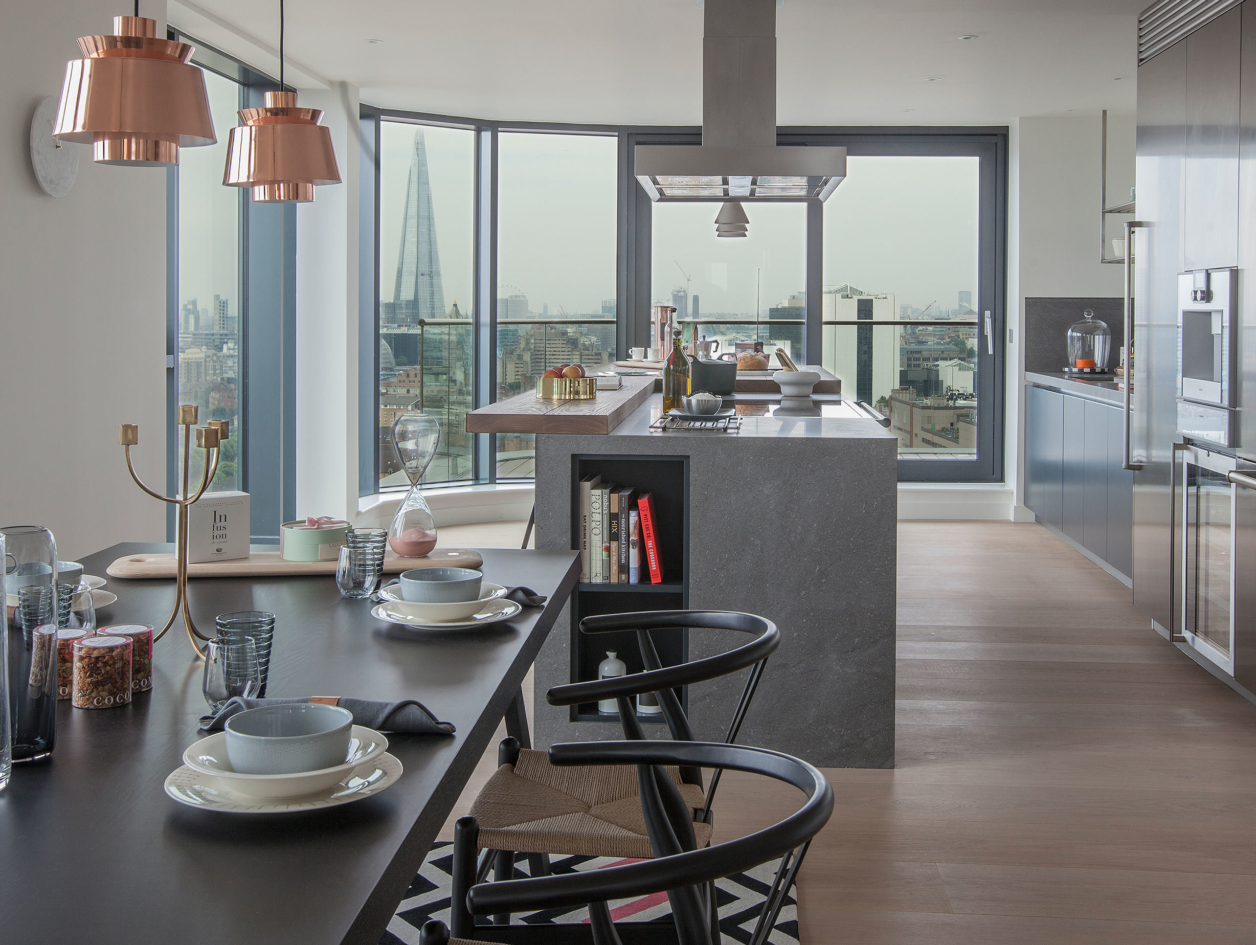 21 Wapping Lane Amos And Amos 7 image