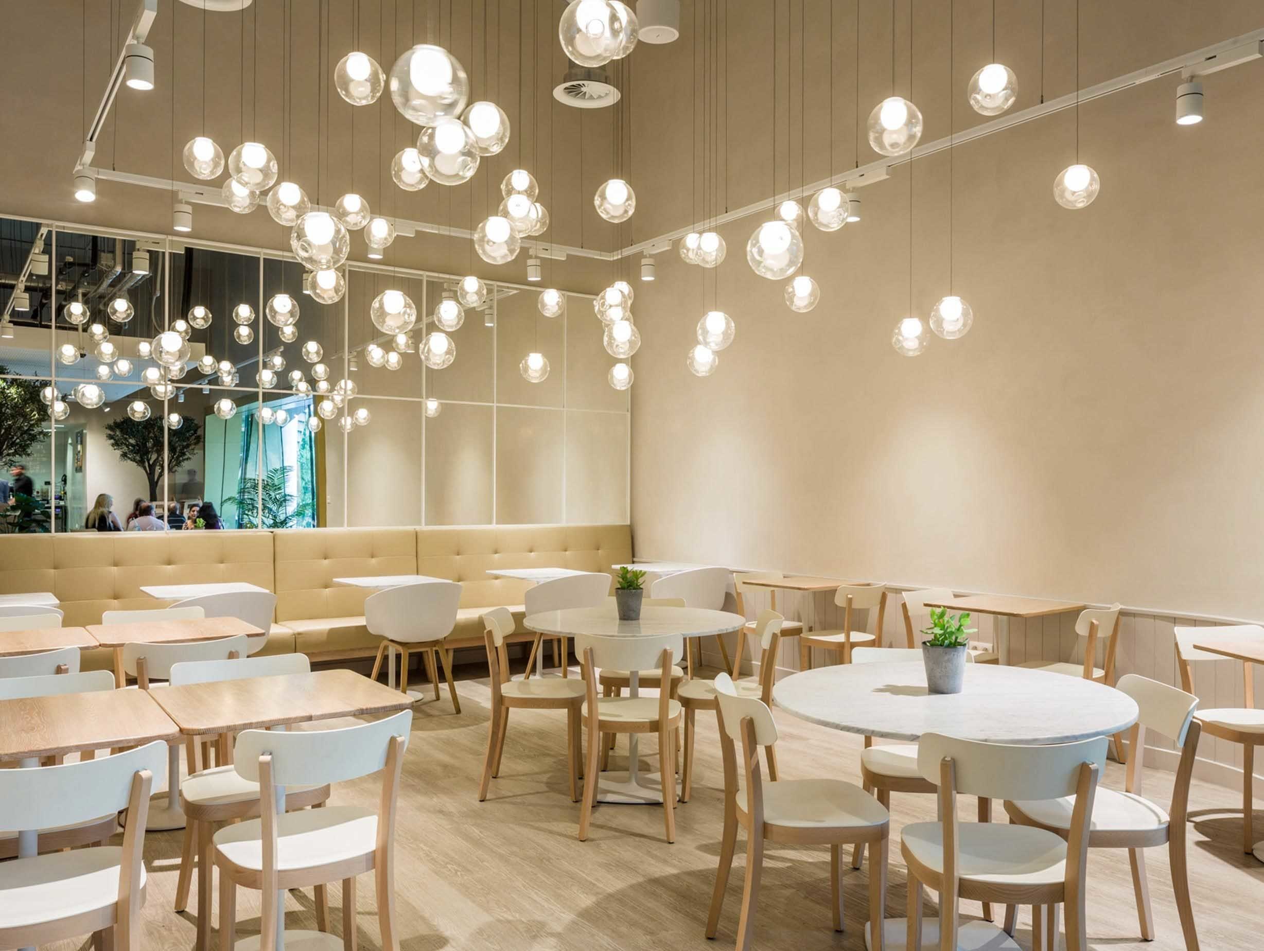 M And S Brussels Kiwi And Pom image