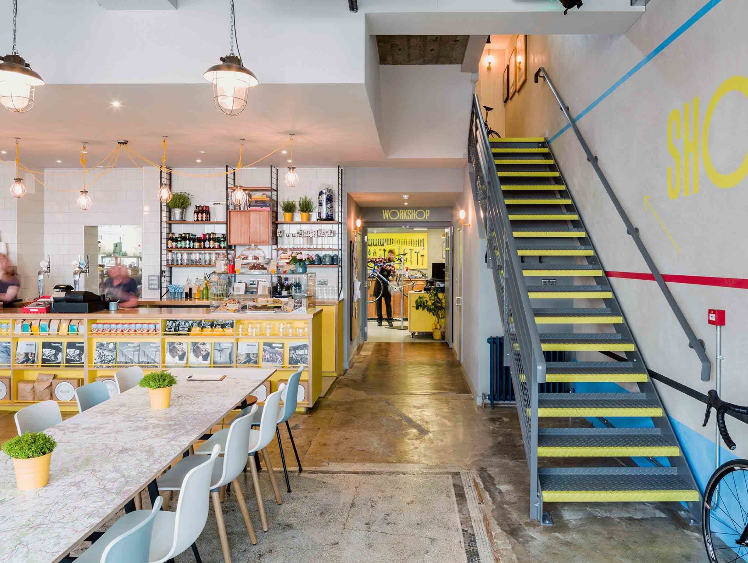 Velo House Kiwi Pom image