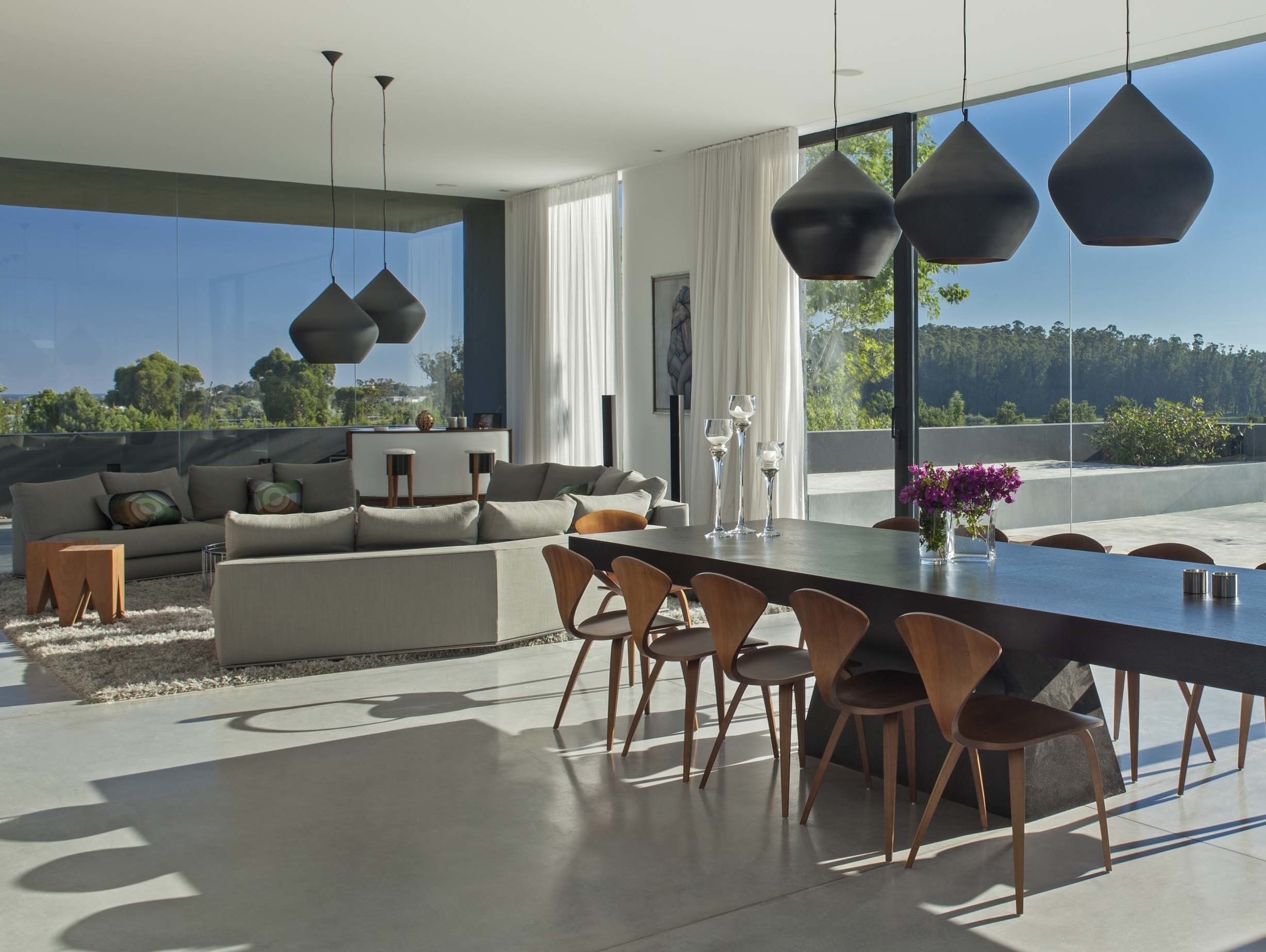 Kallos Turin Uruguay image