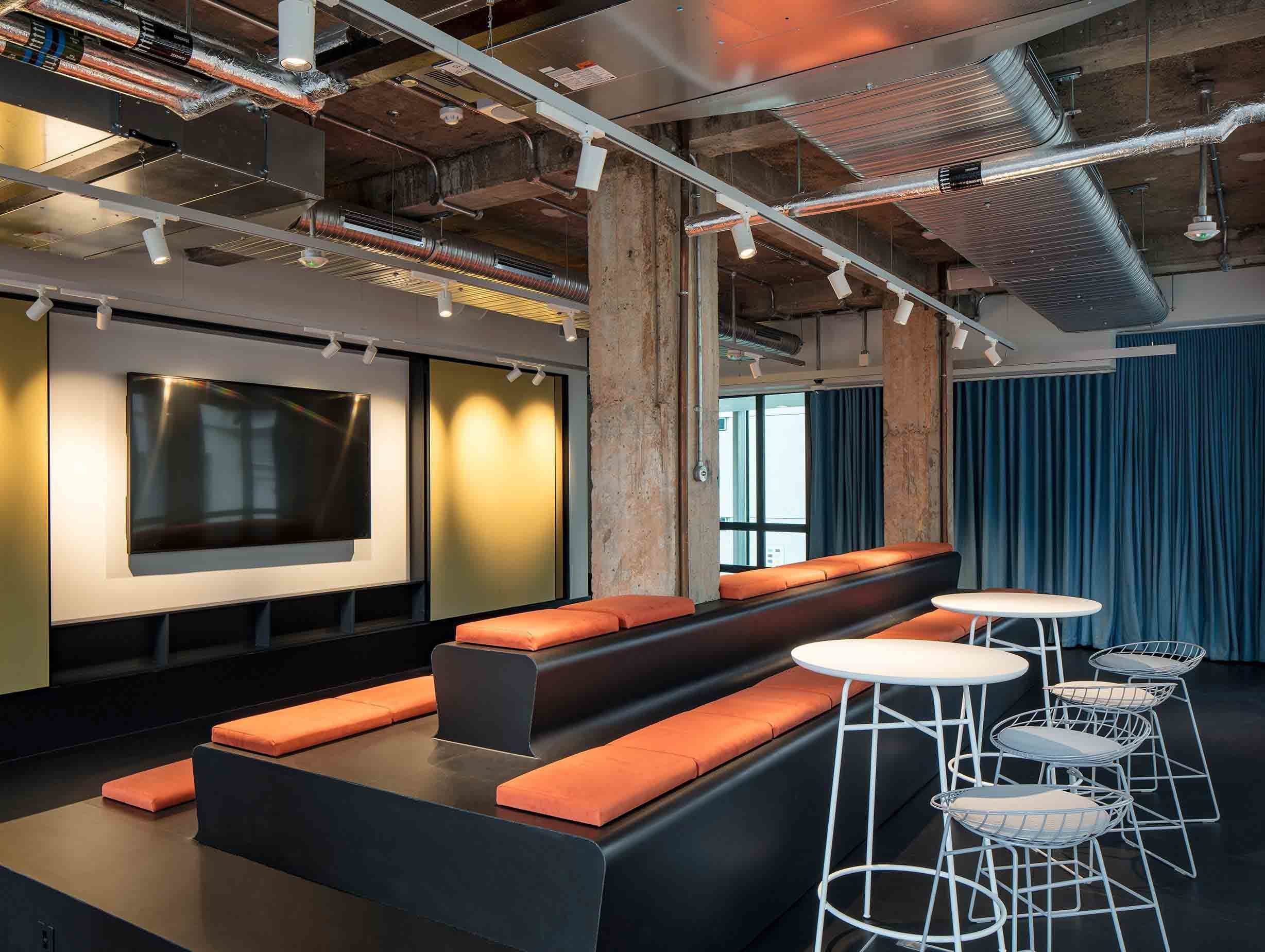 Selfridges Creative Studio Roz Barr 4 image