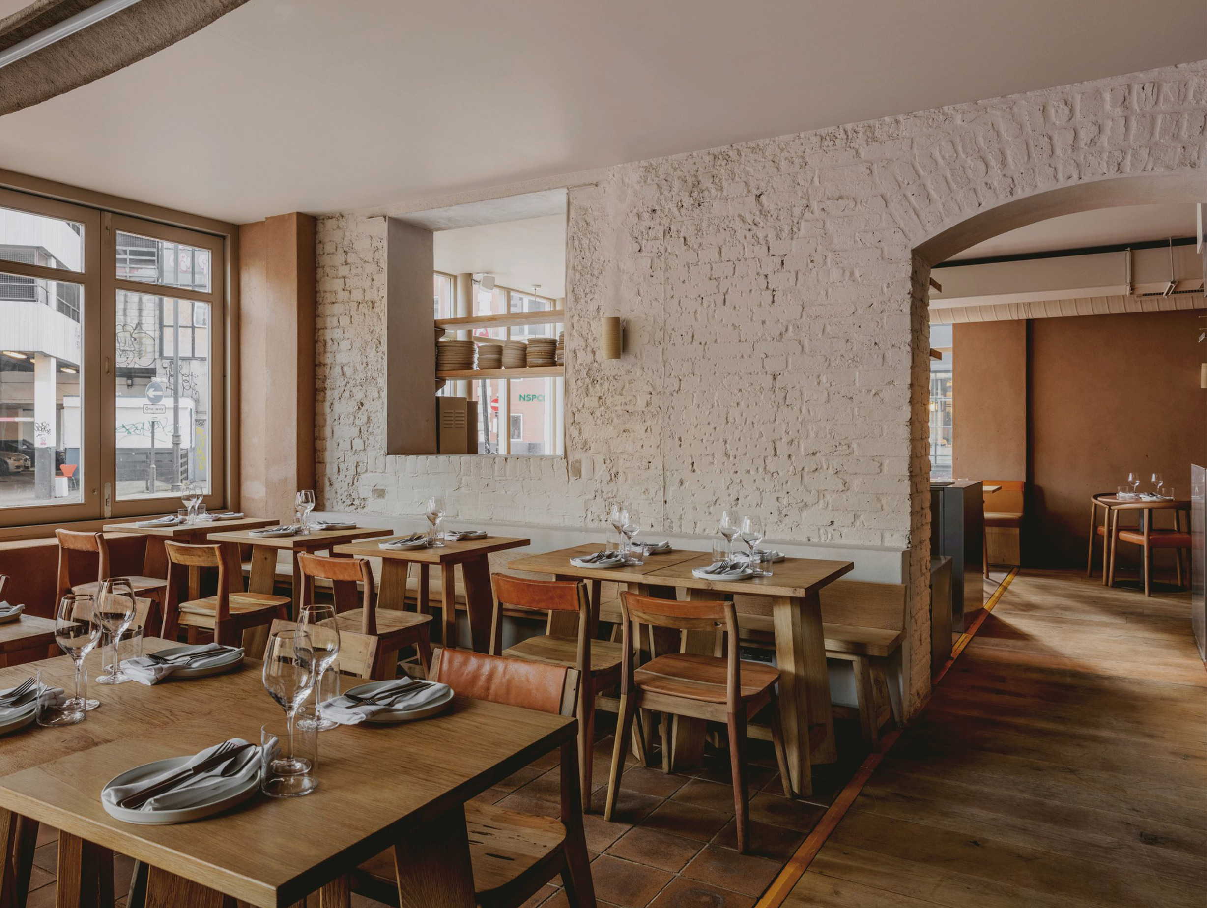 Contracts manteca restaurant box 9 5 image