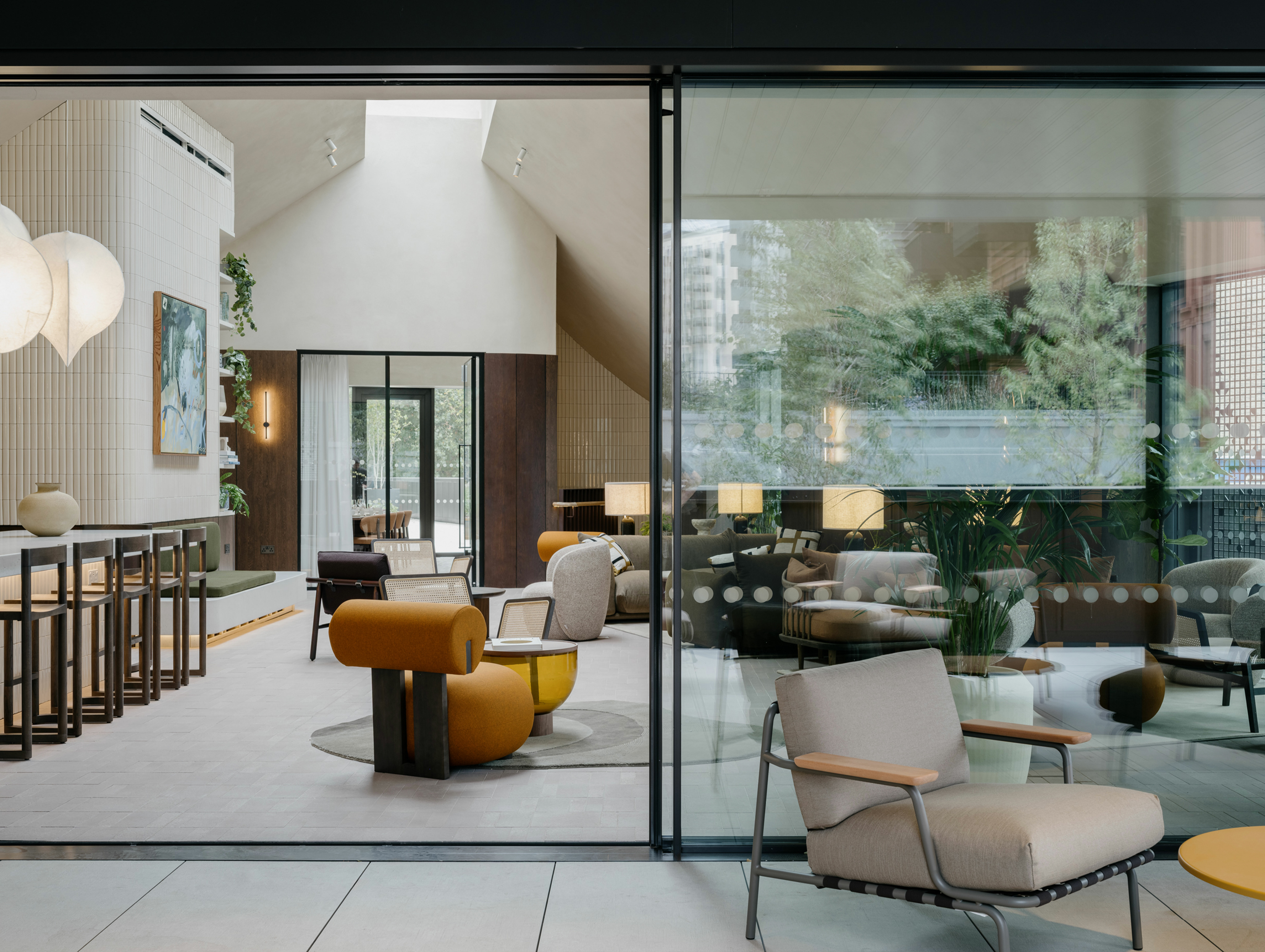 Tiggcoll wembley canvas 6 image