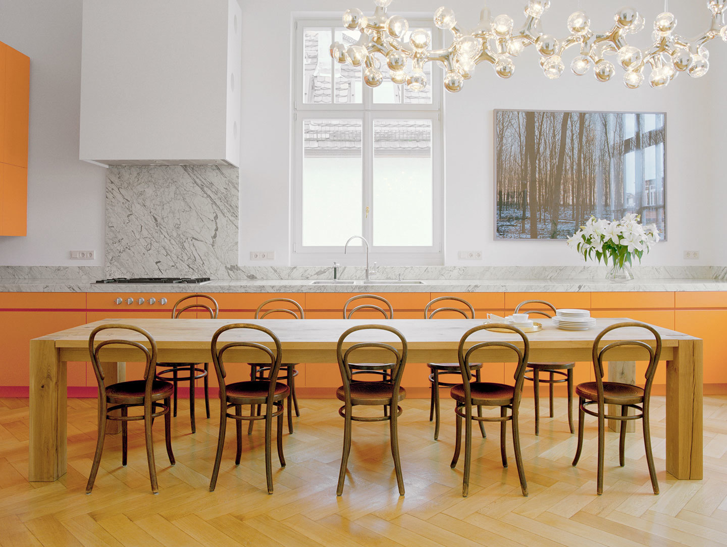 E15 Bigfoot Table Oak 3 Metre