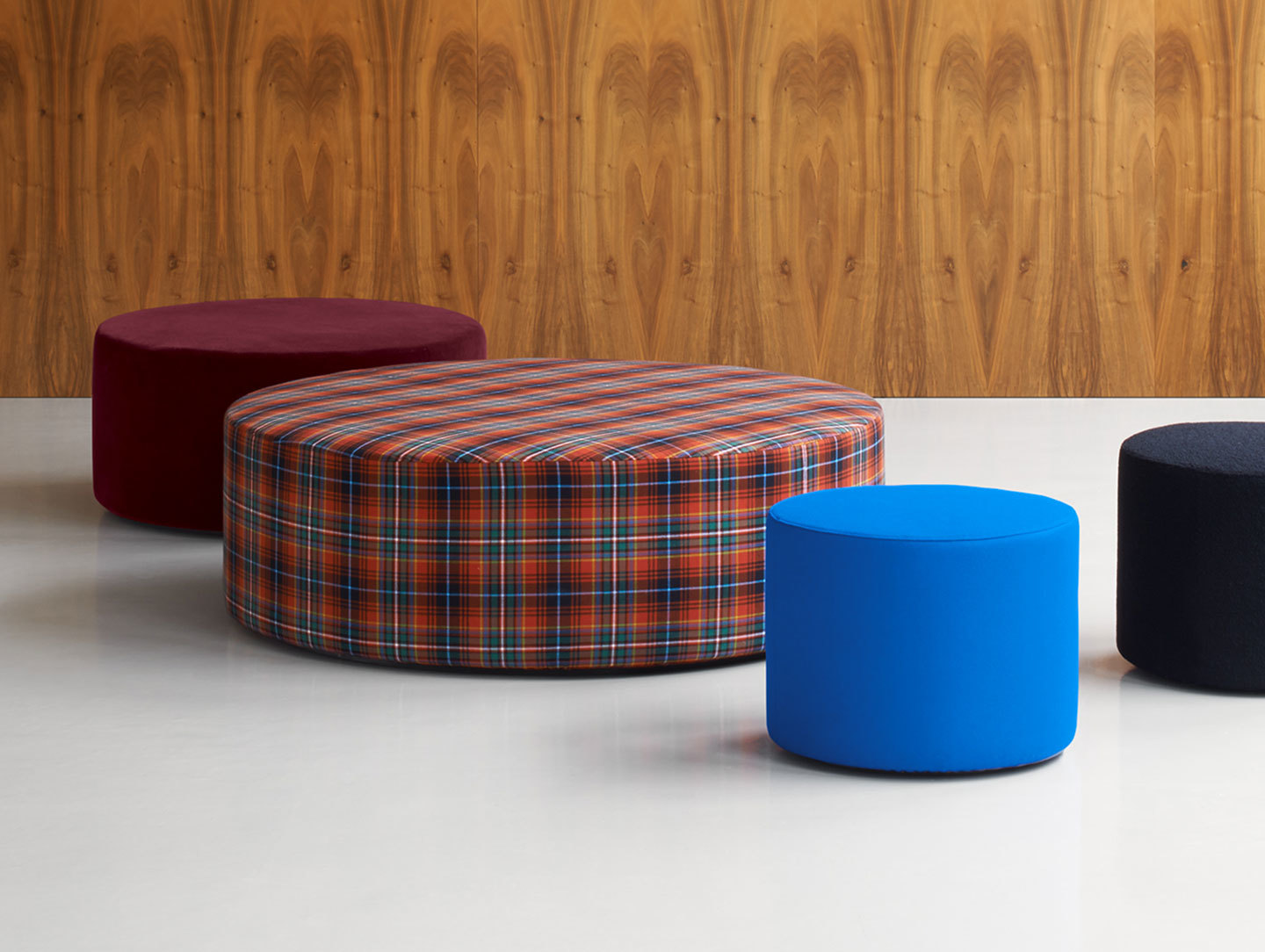 E15 Kerman Poufs Hoch