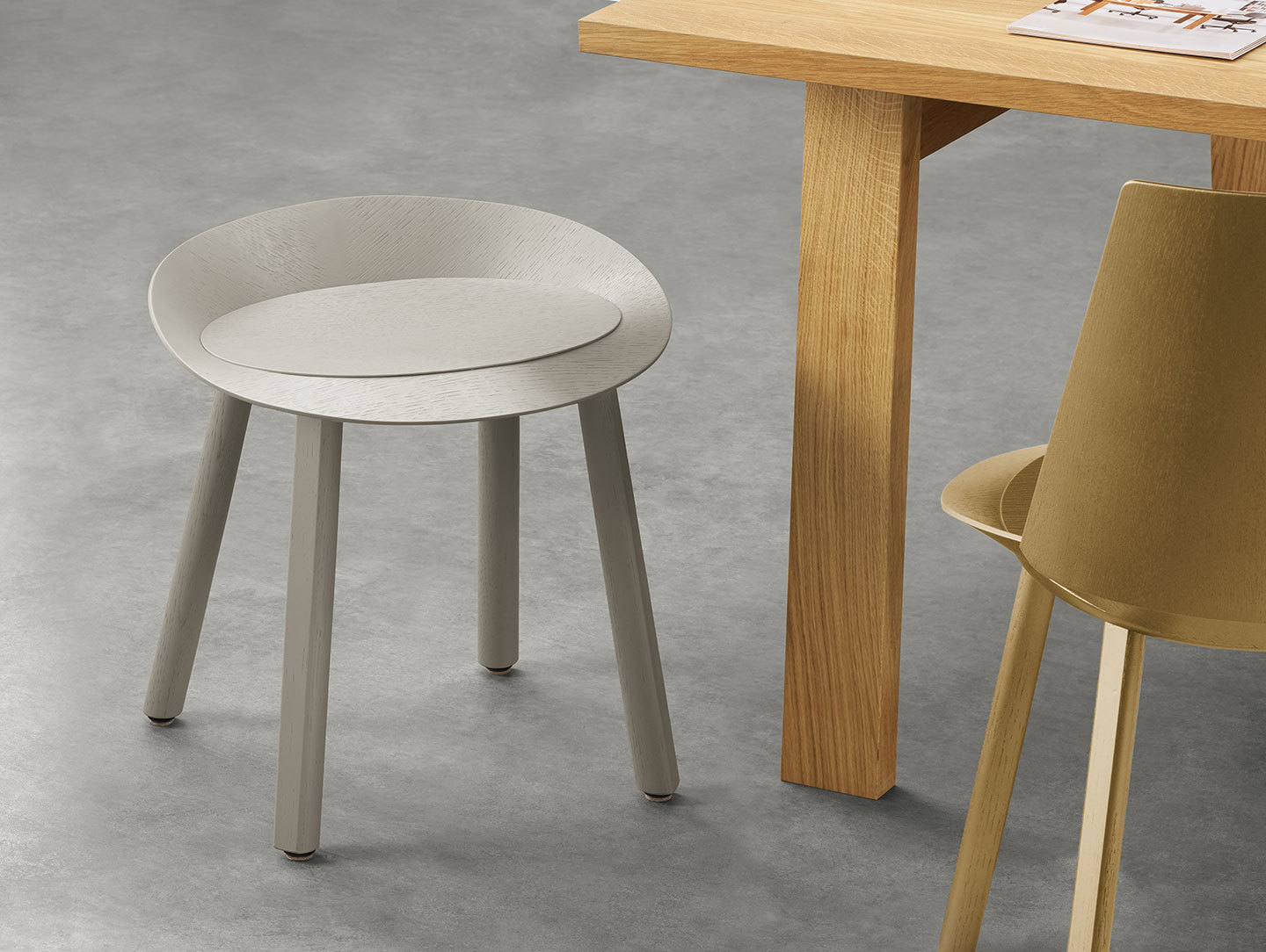 E15 Mr Collins Stool Stefan Diez