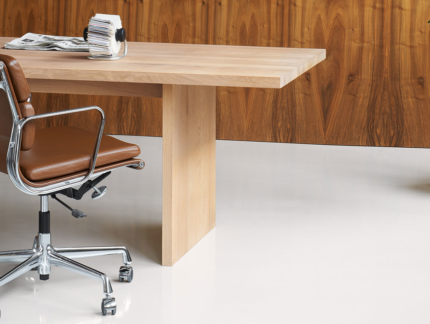 E15 Ashida Table Detail Eames Chair