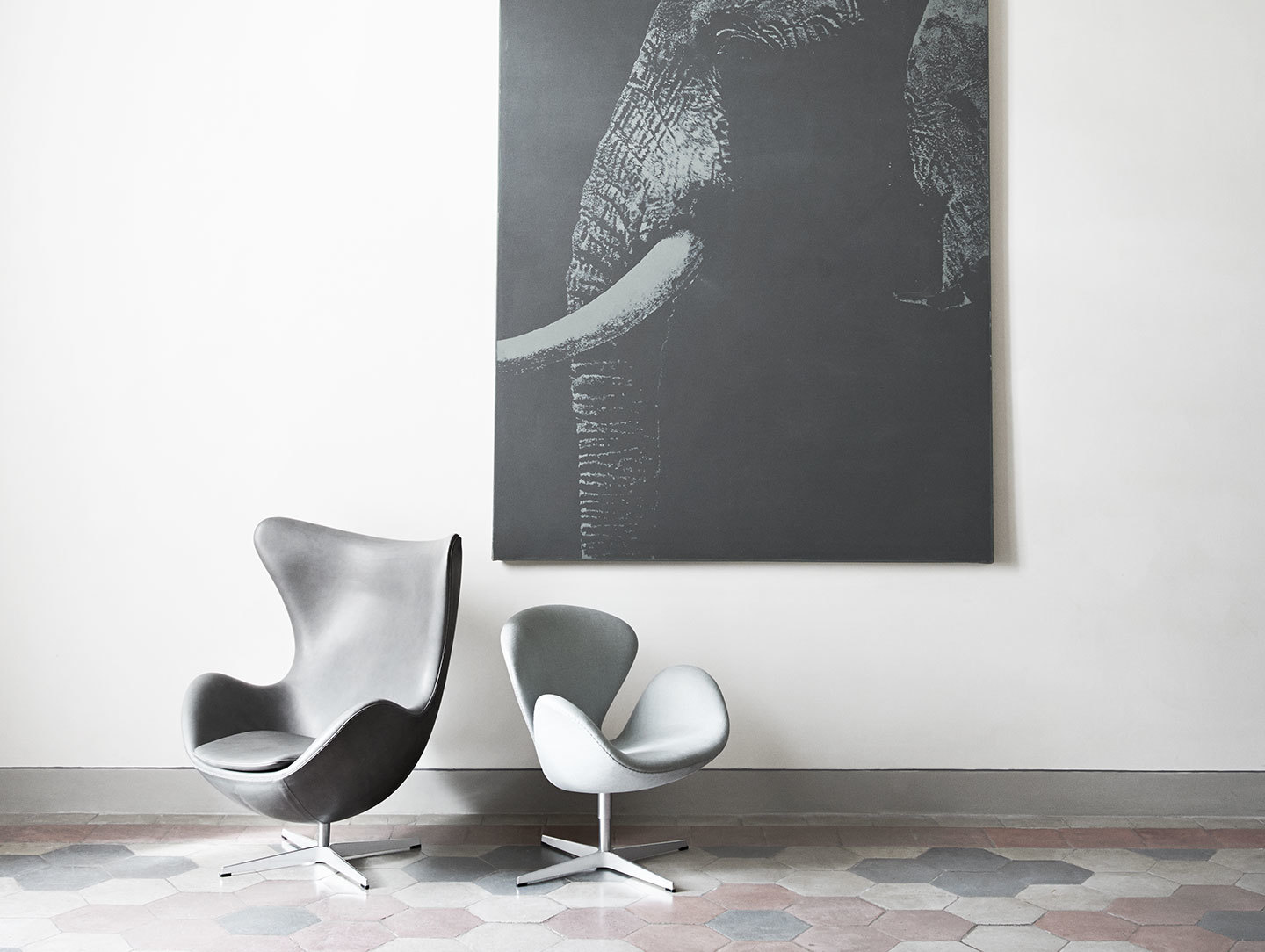 Fritz Hansen Swan Egg Chairs In Situ