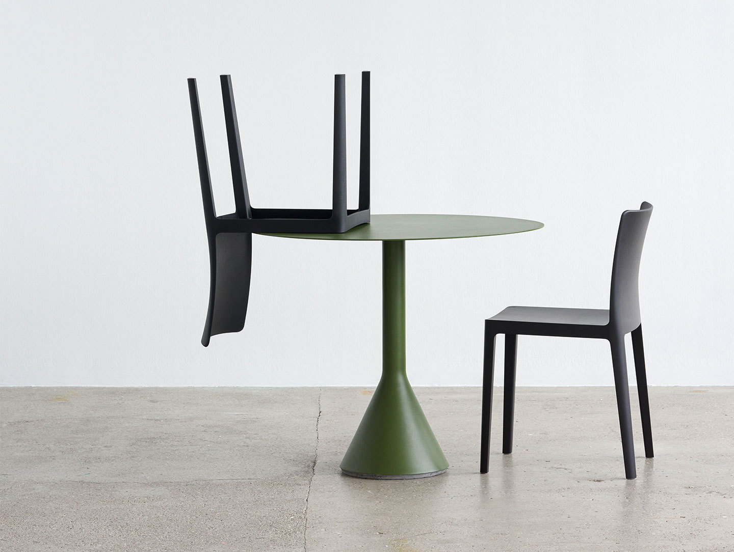 Hay Cone Table Elementaire Chair