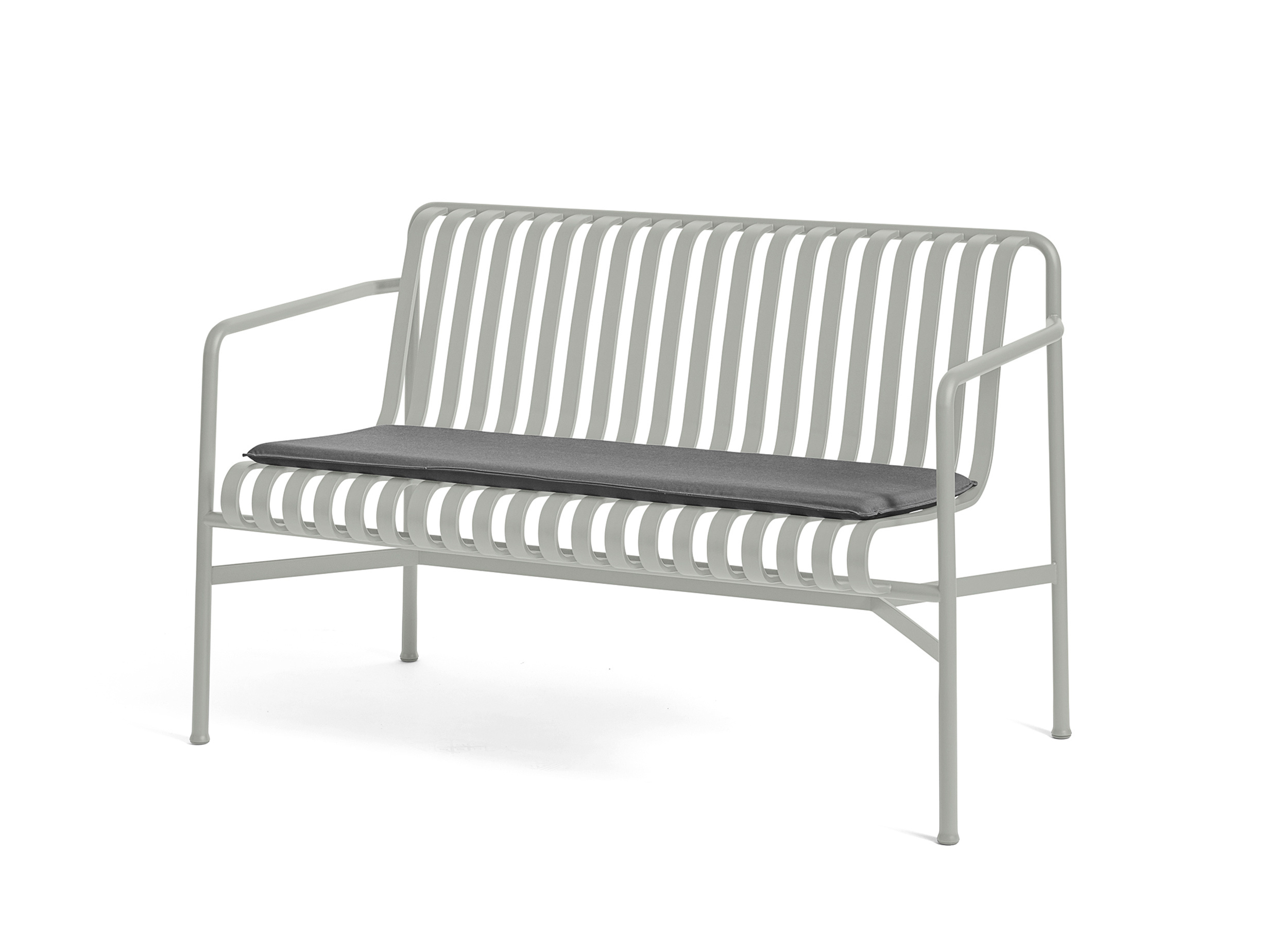 Hay palissade dining bench w seat pad 7 1