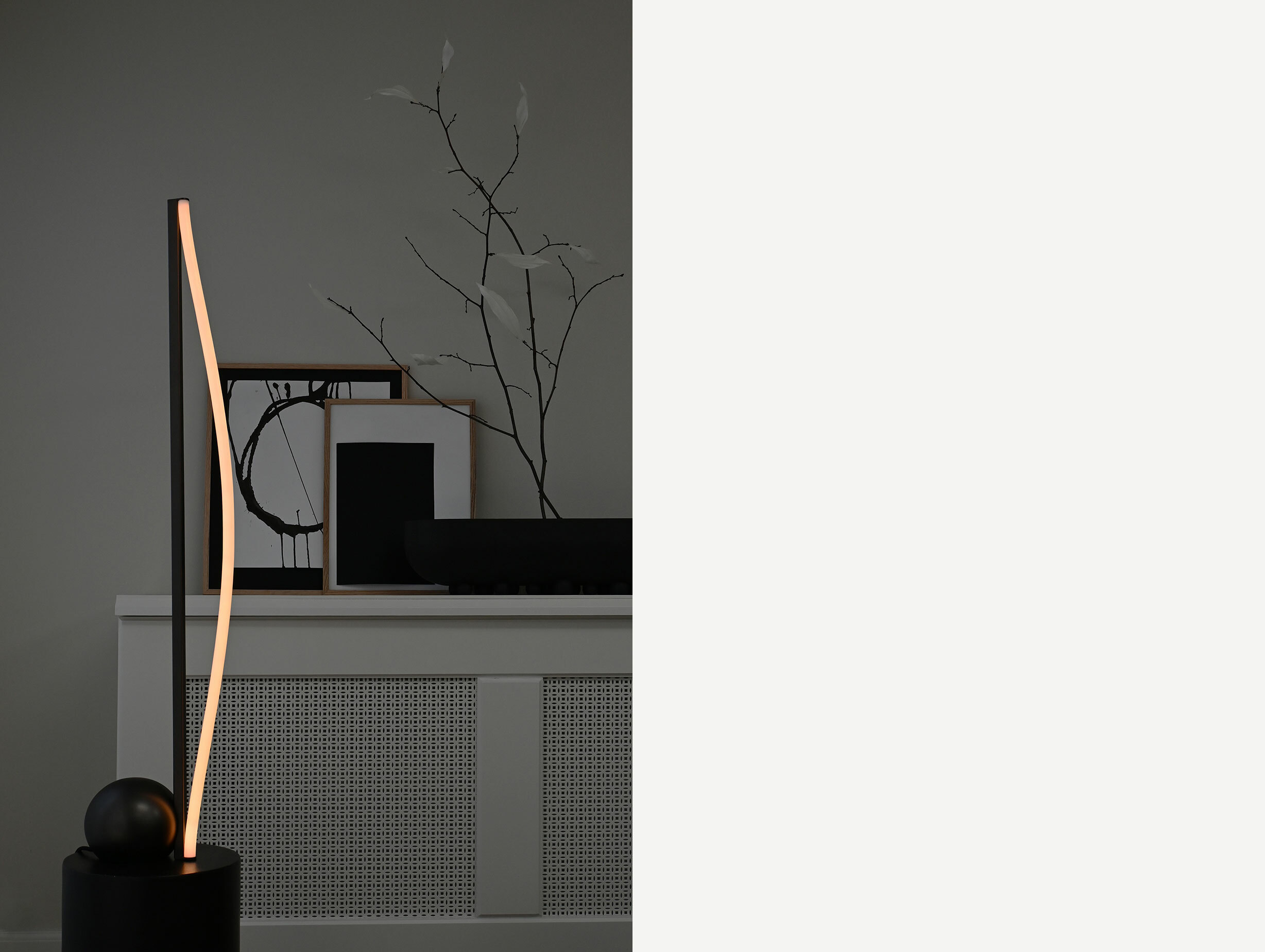 101 Copenhagen Bow Floor Lamp Lifestyle 1