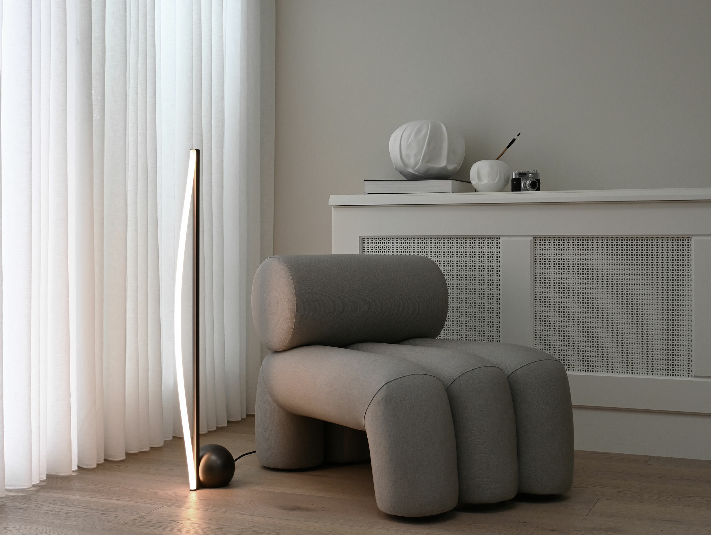 101 Copenhagen Bow Floor Lamp Lifestyle 3