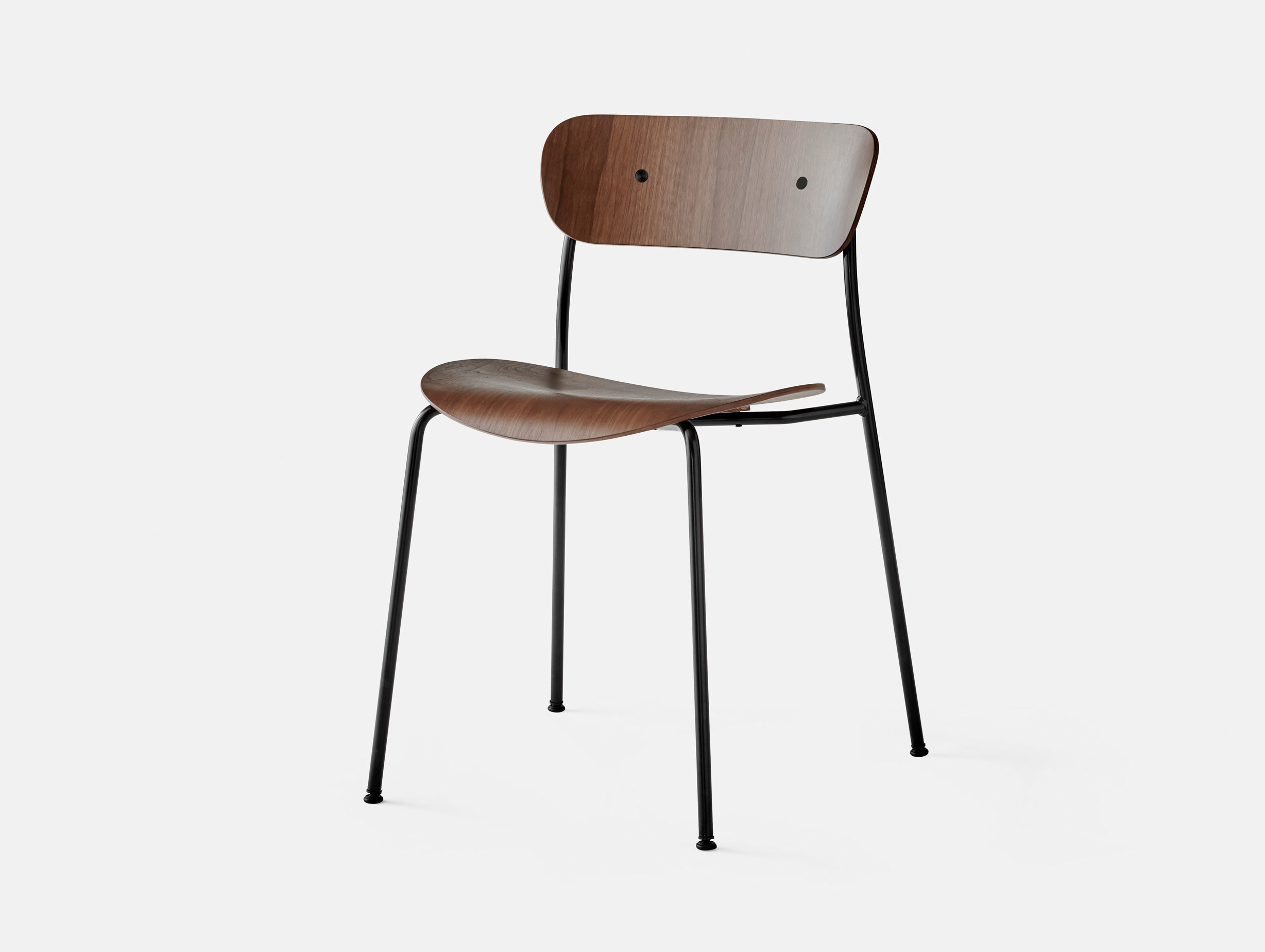 And Tradition Pavilion AV1 Chair walnut Anderssen Voll