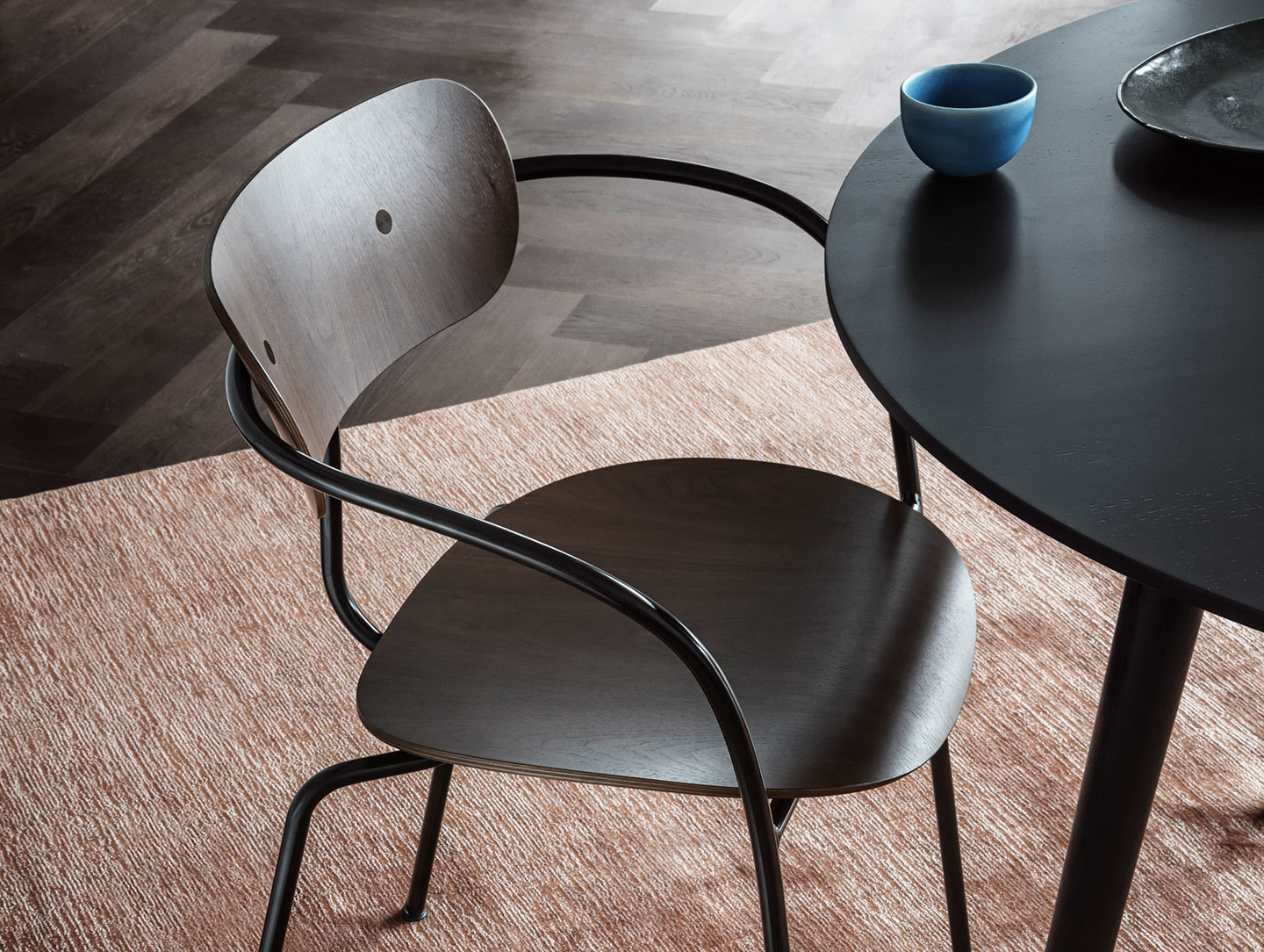 And Tradition Pavilion AV2 Armchair walnut detail Anderssen Voll