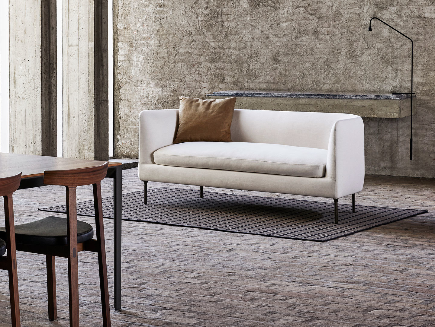 Bensen Delta Club 2 seater sofa b