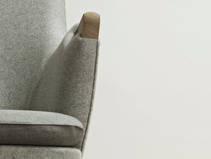 Carl Hansen Ch71 Lounge Chair Oak Arm Detail Hans Wegner