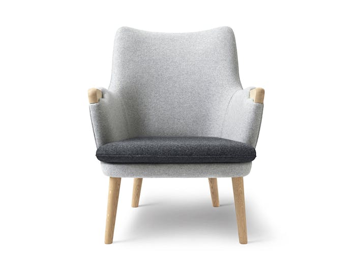 Carl Hansen Ch71 Lounge Chair Oak Divina Front Fabric Hans Wegner