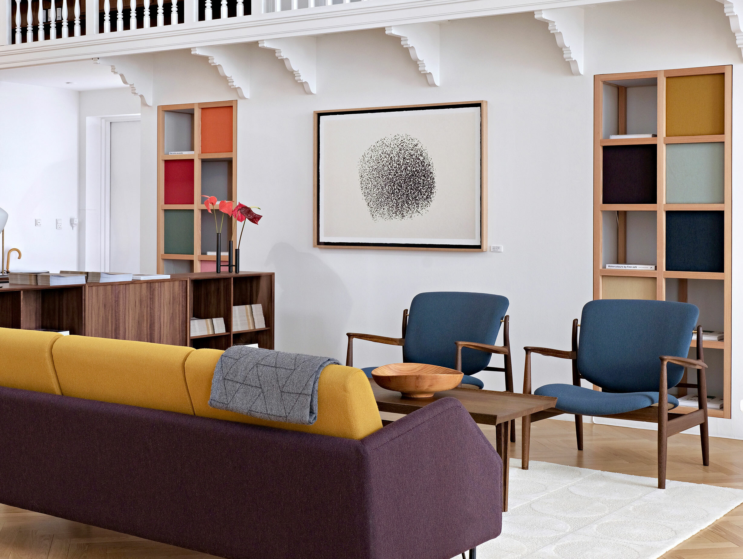 Finn juhl france lounge chair lifestyle 4