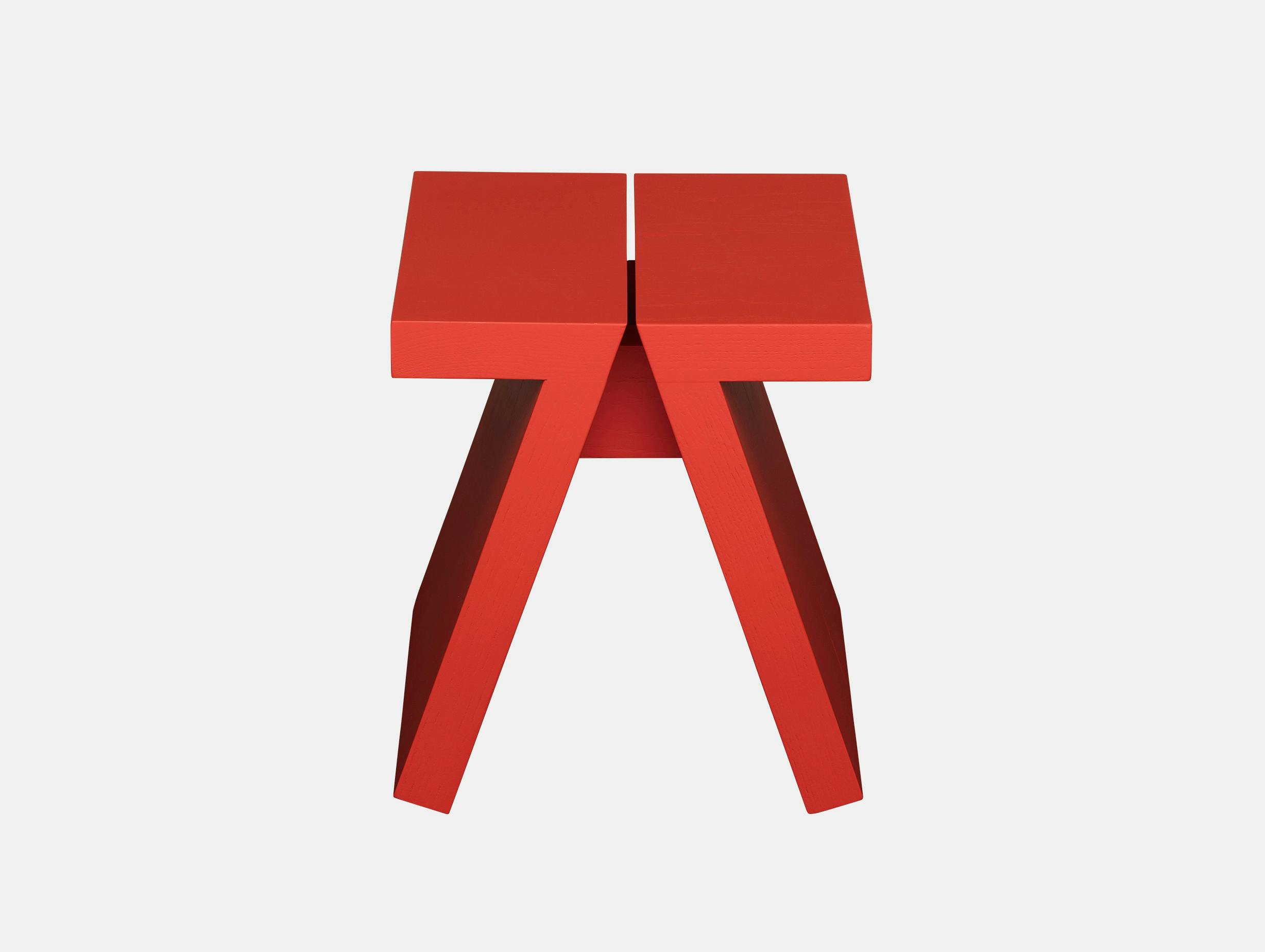 Fogia supersolid object 1 red stool
