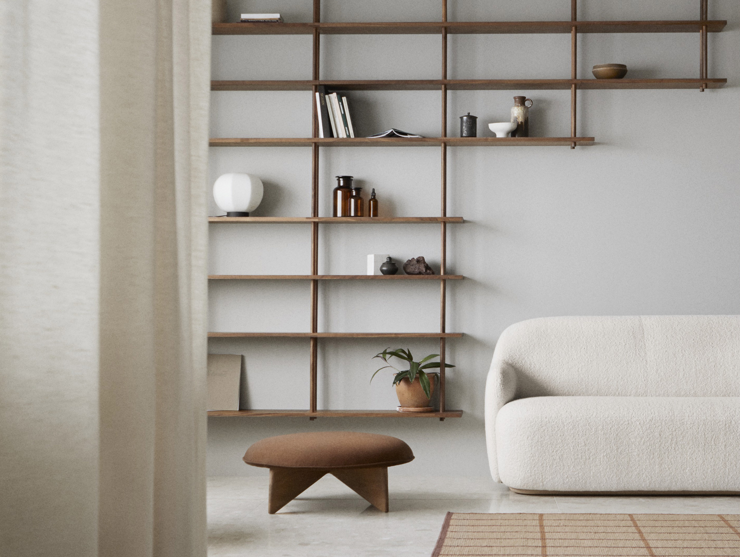 Fogia main bond shelves w405 lifestyle