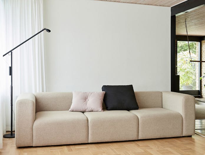 Hay Mags Sofa 3 Seater Combinatioon 1 Uph Hallingdal 0200 Fifty Fifty Floor Lamp