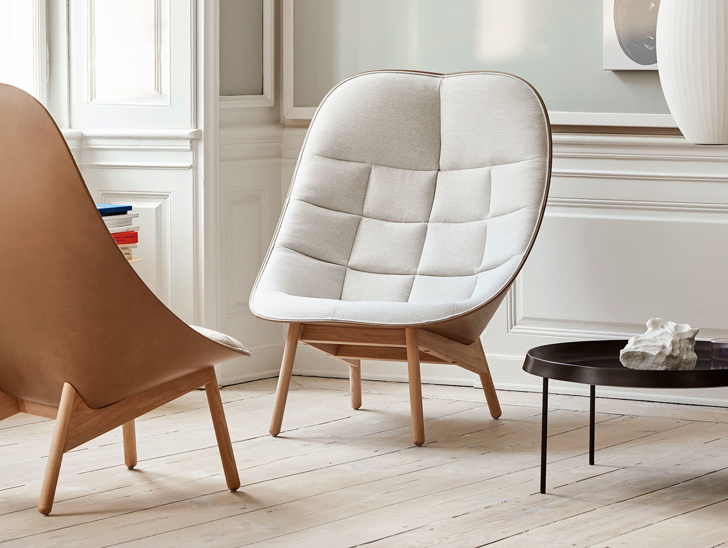 Hay Uchiwa front Mode 009 back Silk SIL0258 matt lacquer oak base Tulou Coffee Table black Nelson Cigar Bubble Pendant