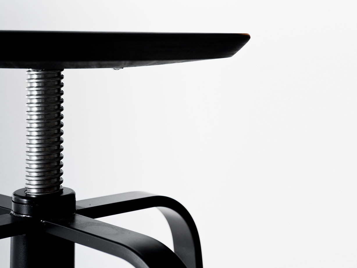 Lapalma Giro Stool black detail Fabio Bortolani