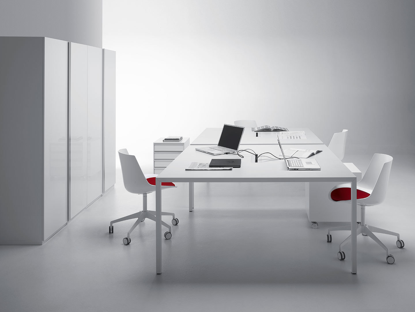 MDF Italia Tense Table System desks Piergiorgio Cazzaniga