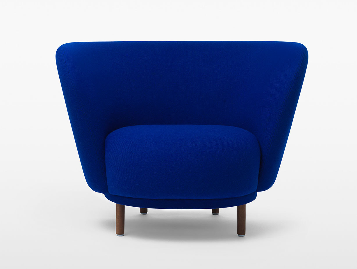 Massproductions Dandy Armchair front Chris Martin